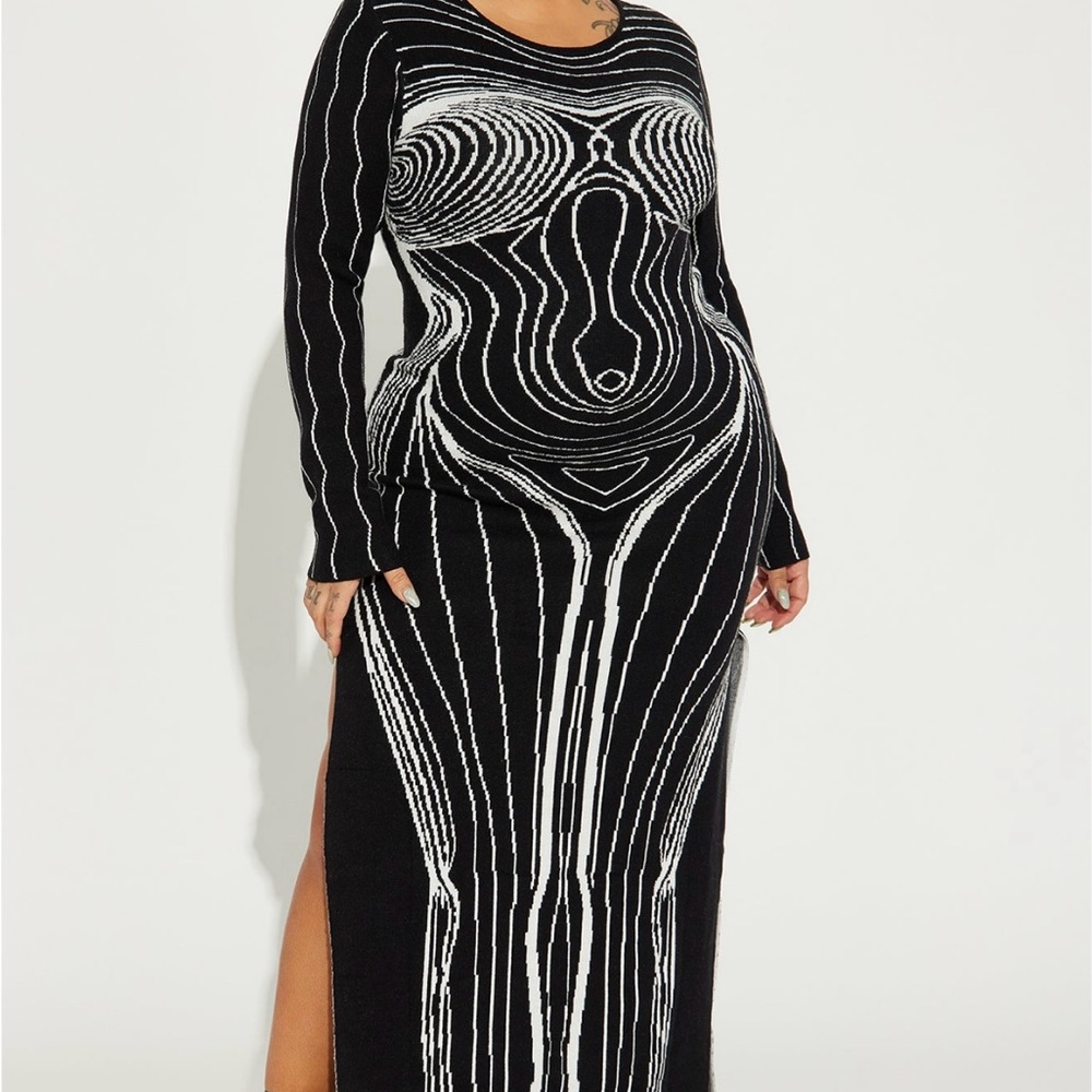 Black and White Long Sleeve Dress